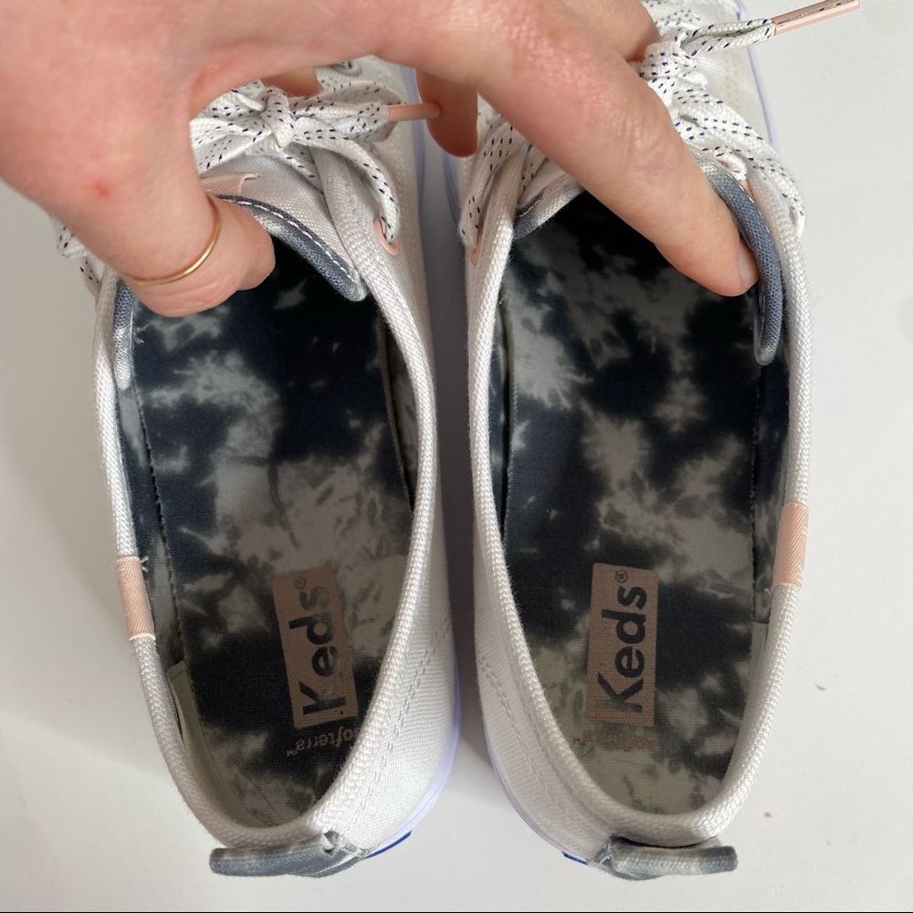 White Ked’s Tripple Up Platform Sneakers - Picture 13 of 14